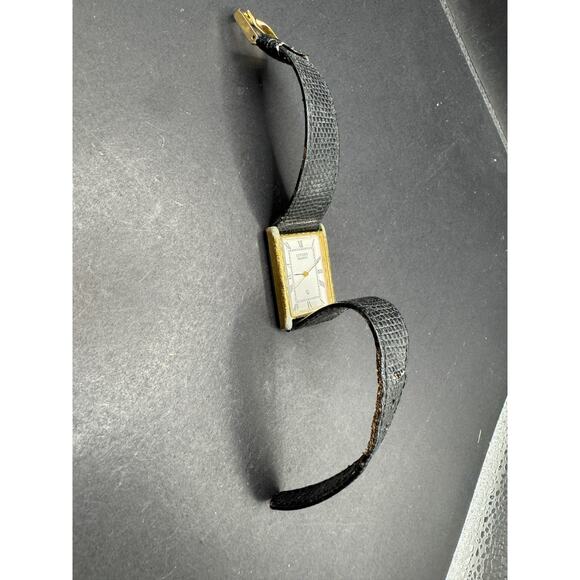 Citizen CQ 4031-893743 Quartz Analog Ladies Watch Gold Tone Black Leather Band main image 4